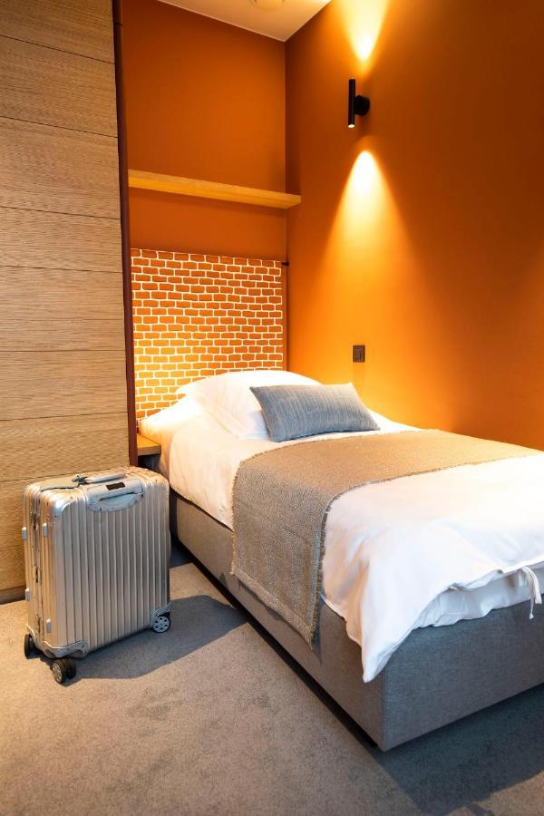 B-Lodge Boutique Hotel Louvain-la-Neuve Exterior foto